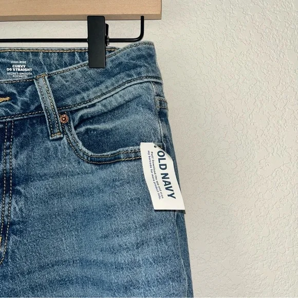 Old Navy Blue High Rise Curvy OG Straight Jeans - Picture 4 of 5